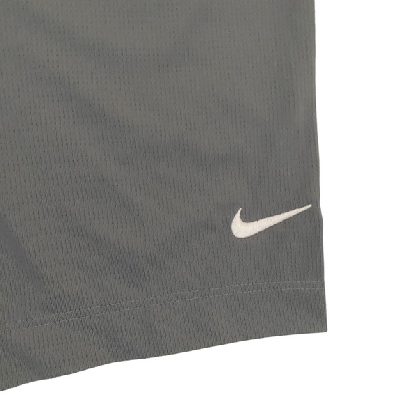 Nike Men’s Cool Gray Dri-Fit Golf Shirt, Size Small - Picture 7 of 15